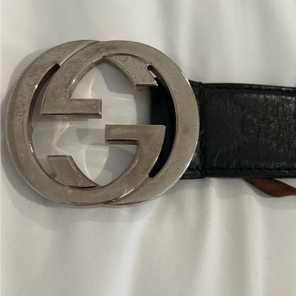 Gucci Black Leather Belt - Picture 2 of 6